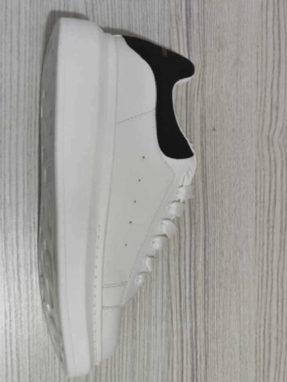 Alexander McQueen White Sneakers with Black Heel Tab - Picture 3 of 7